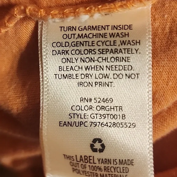 ‼️50%_5+Bundles‼️ HAPPY HALLOWEEN T-Shirt B1 - Picture 5 of 7